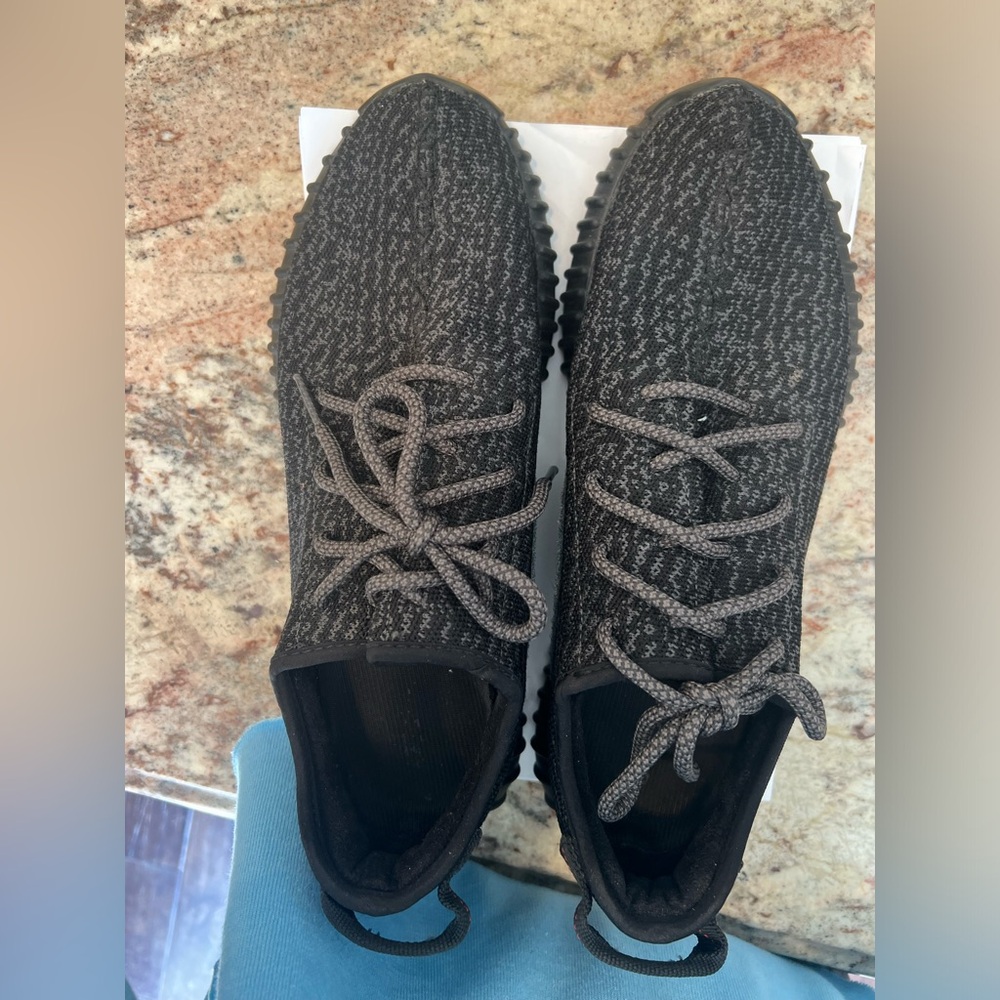 Authentic Yeezy’s size 10.5 great condition